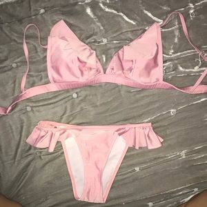 NEVER WORN RUFFLE BIKINI SET